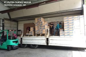 wbtrucking-jkt
